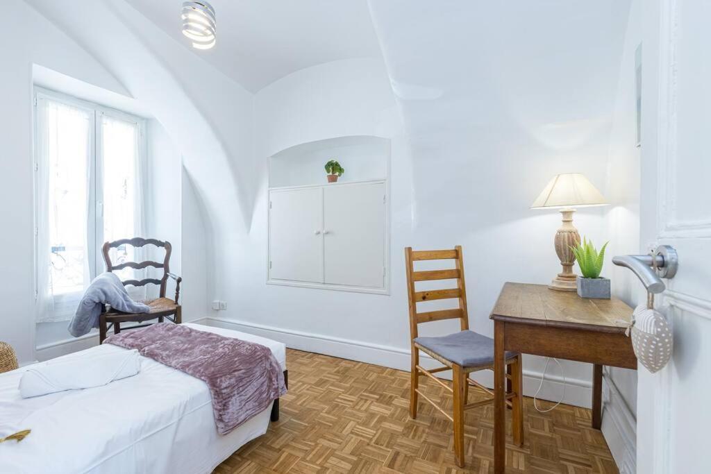 Ponchette - Independent House Promenade Des *